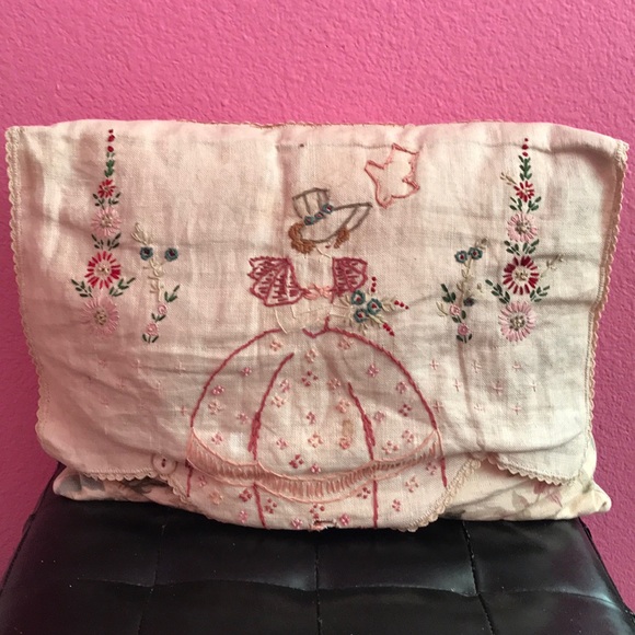 Vintage Other - Vintage lovely lady/floral pillow